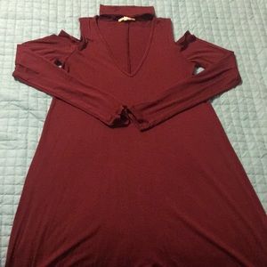 Choker neck cold shoulder long sleeve dress